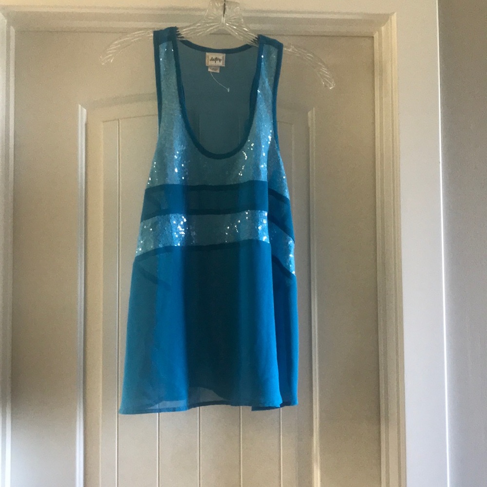 Sequences Summer tank